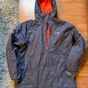 Mountain Hardwear Men's Black and Orange Performance Jacket